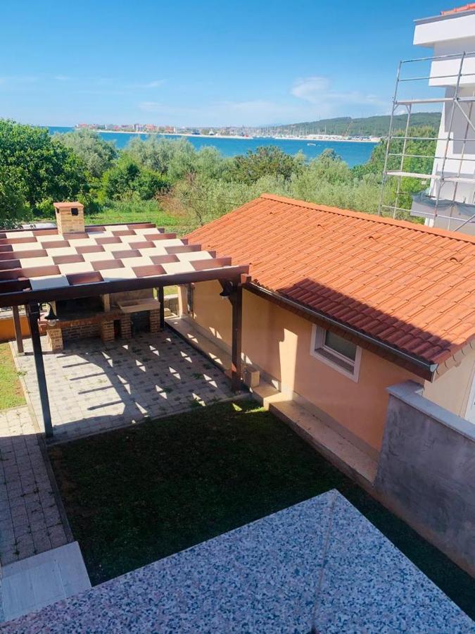 Apartments Nika Sukošan Exterior foto