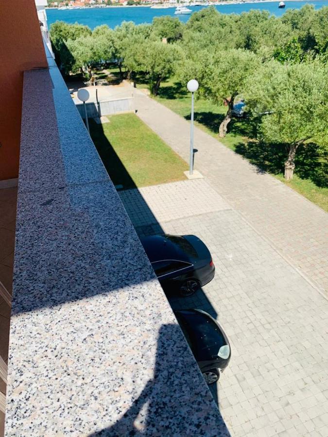 Apartments Nika Sukošan Exterior foto