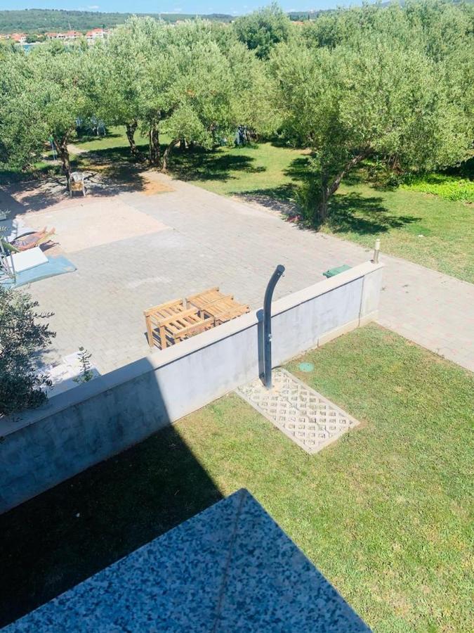 Apartments Nika Sukošan Exterior foto