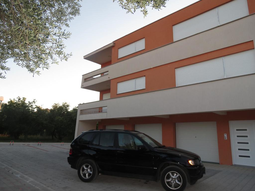 Apartments Nika Sukošan Exterior foto