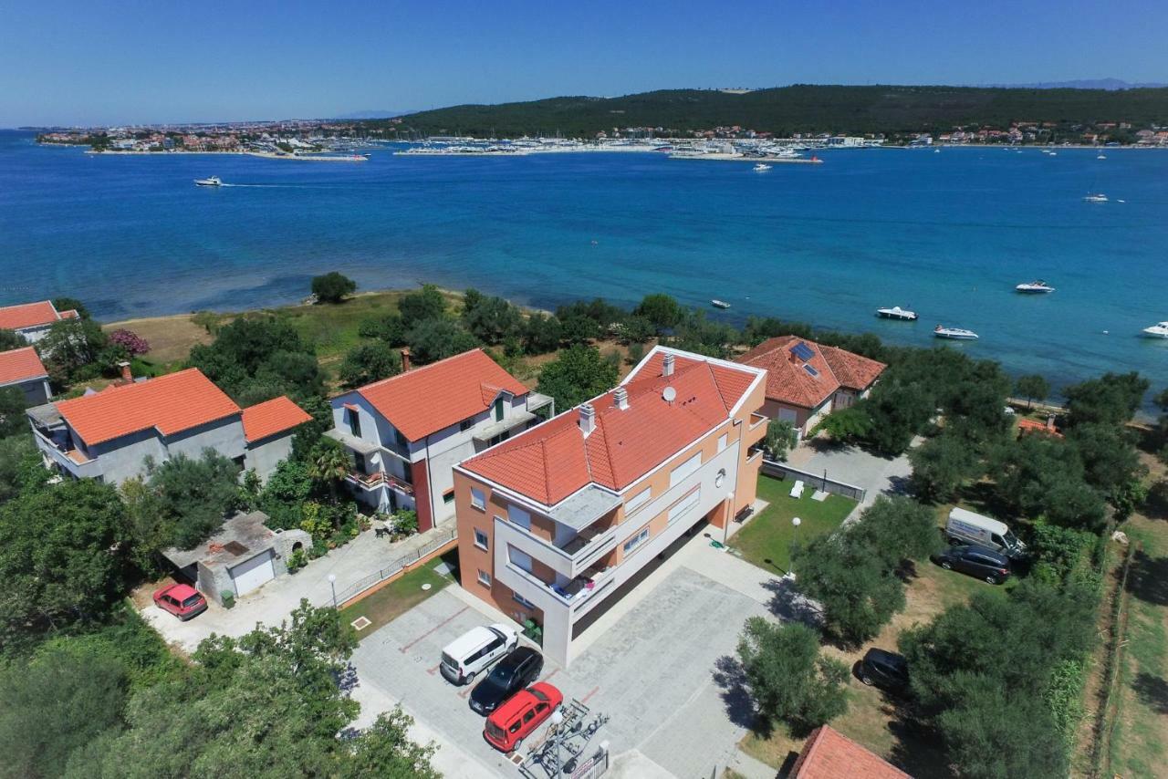 Apartments Nika Sukošan Exterior foto